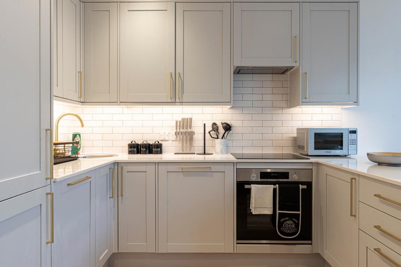 Stylish 1 Bed Flats In Soho, Next To Piccadilly Circus And Trafalgar Square London Bagian luar foto