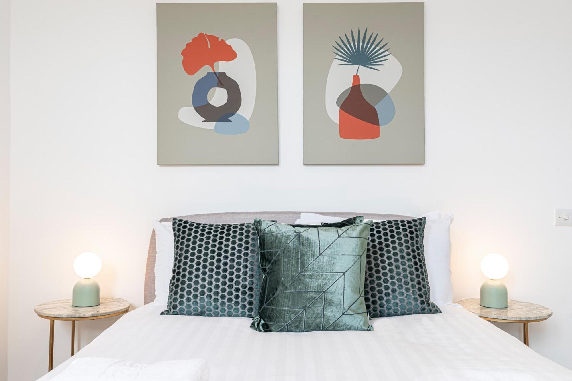 Stylish 1 Bed Flats In Soho, Next To Piccadilly Circus And Trafalgar Square London Bagian luar foto