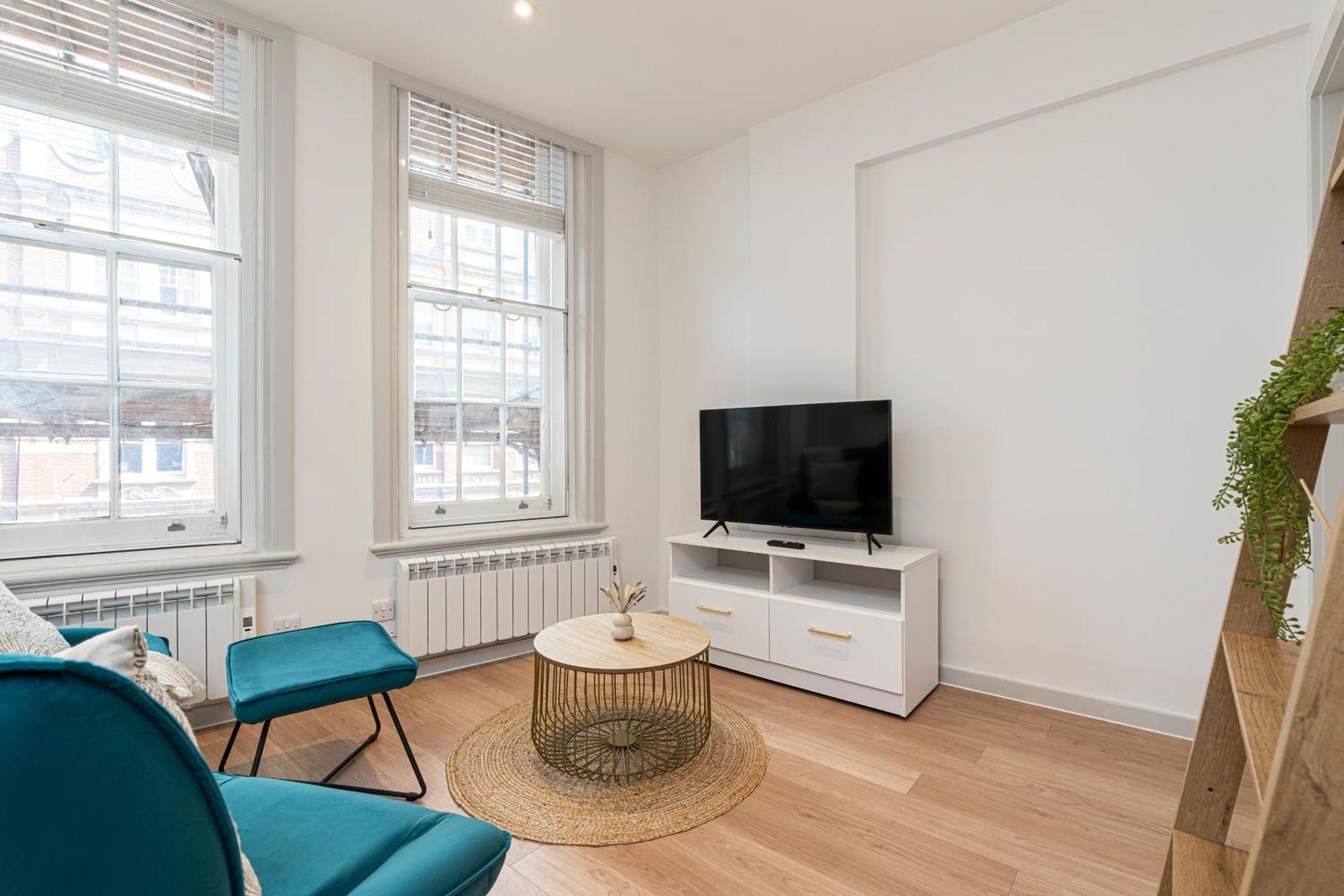 Stylish 1 Bed Flats In Soho, Next To Piccadilly Circus And Trafalgar Square London Bagian luar foto