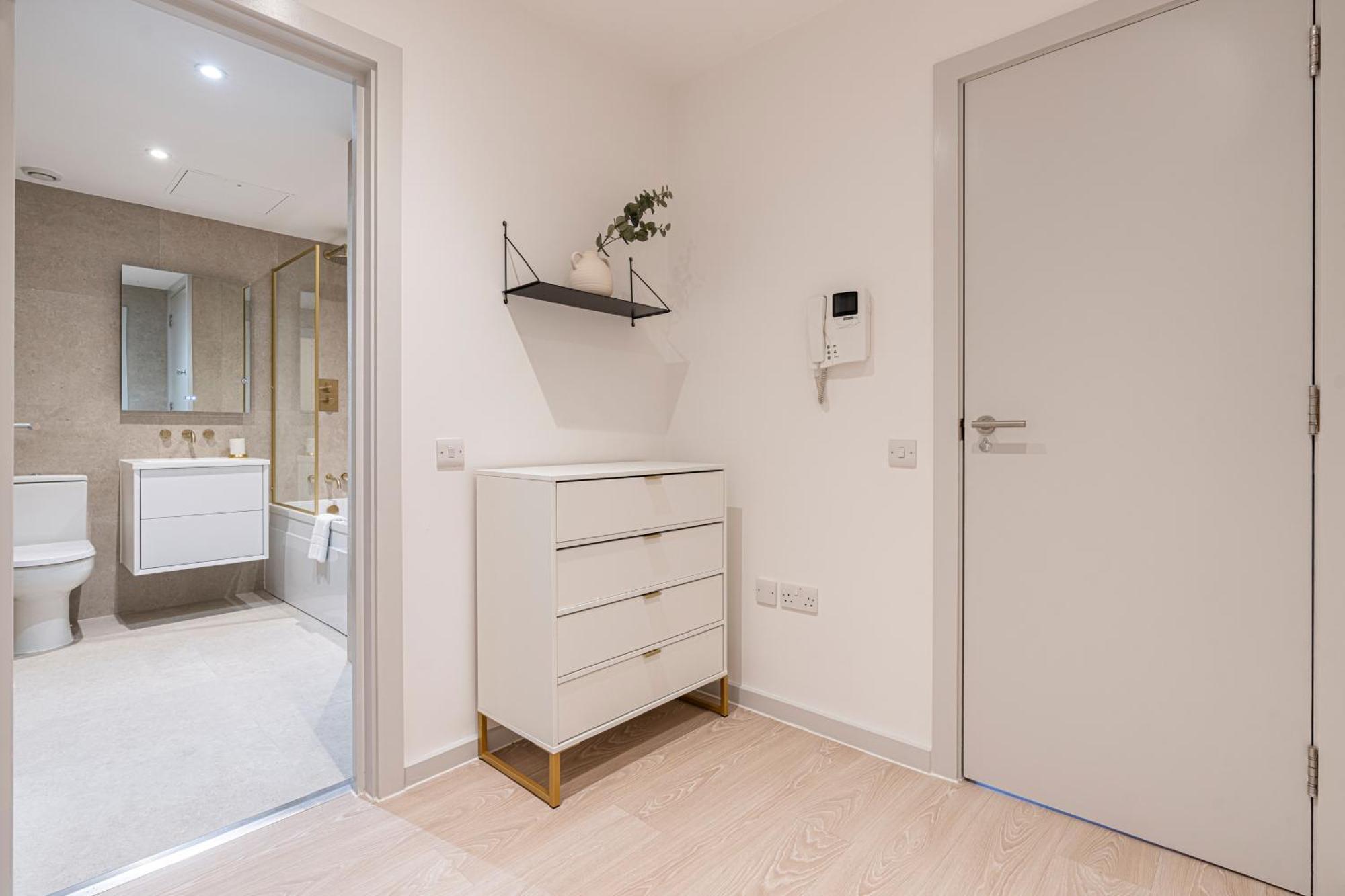 Stylish 1 Bed Flats In Soho, Next To Piccadilly Circus And Trafalgar Square London Bagian luar foto