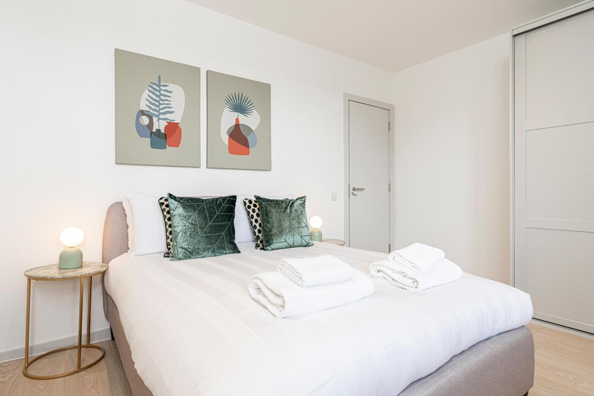 Stylish 1 Bed Flats In Soho, Next To Piccadilly Circus And Trafalgar Square London Bagian luar foto