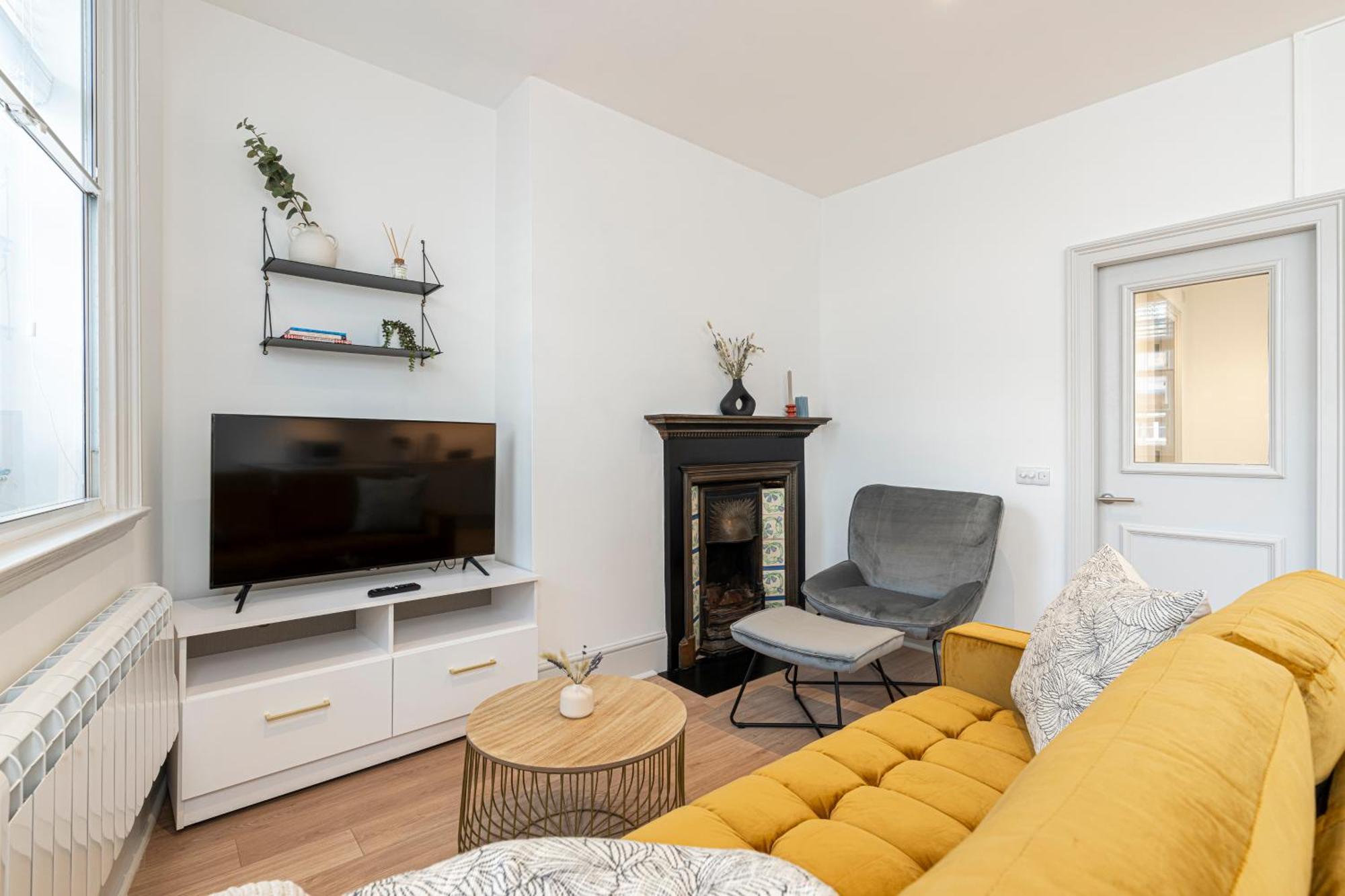 Stylish 1 Bed Flats In Soho, Next To Piccadilly Circus And Trafalgar Square London Bagian luar foto