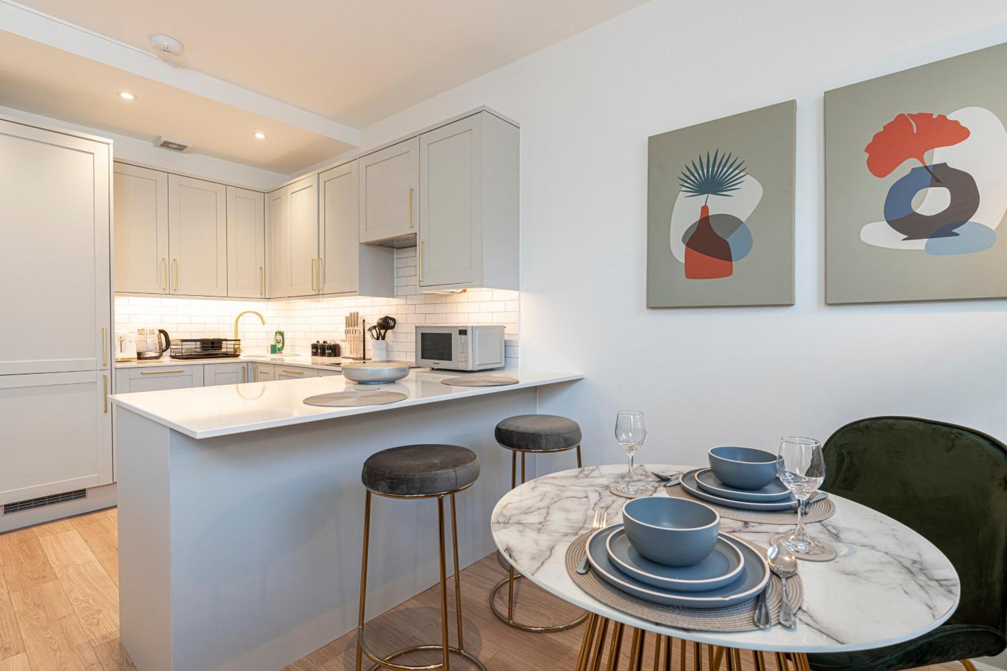 Stylish 1 Bed Flats In Soho, Next To Piccadilly Circus And Trafalgar Square London Bagian luar foto